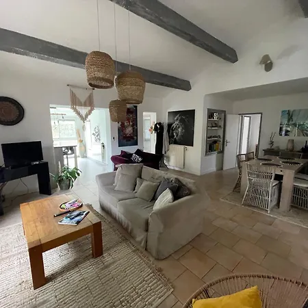 De Charme Avec Piscine Villa