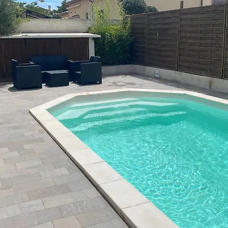 De Charme Avec Piscine *